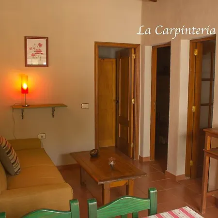 Aldeamento Turístico El Tejado